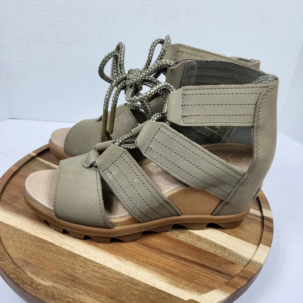 Sorel Joanie II Lace Wedge Sandals Women 6.5 Sage Green Excellent NL3223-365